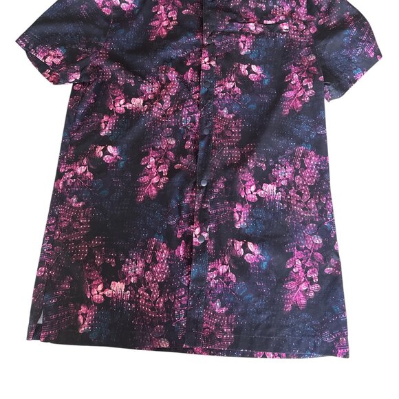 All in Motion Quick Dry, Button Front Men's Sz Small Black + Pink Poly Hawaiian - Picture 4 of 4